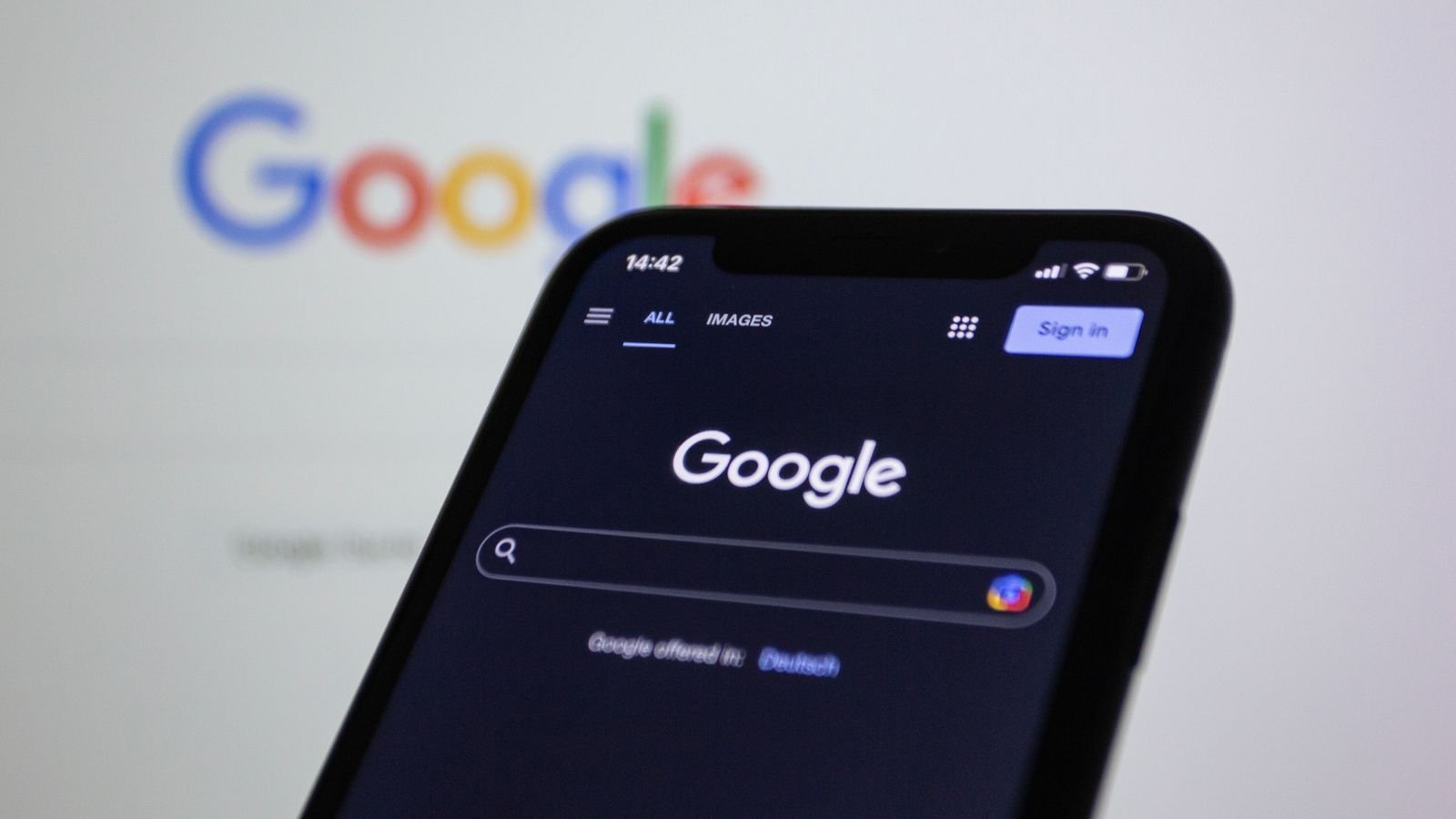 Google search open on a smartphone screen used to find a Florida detailing shop